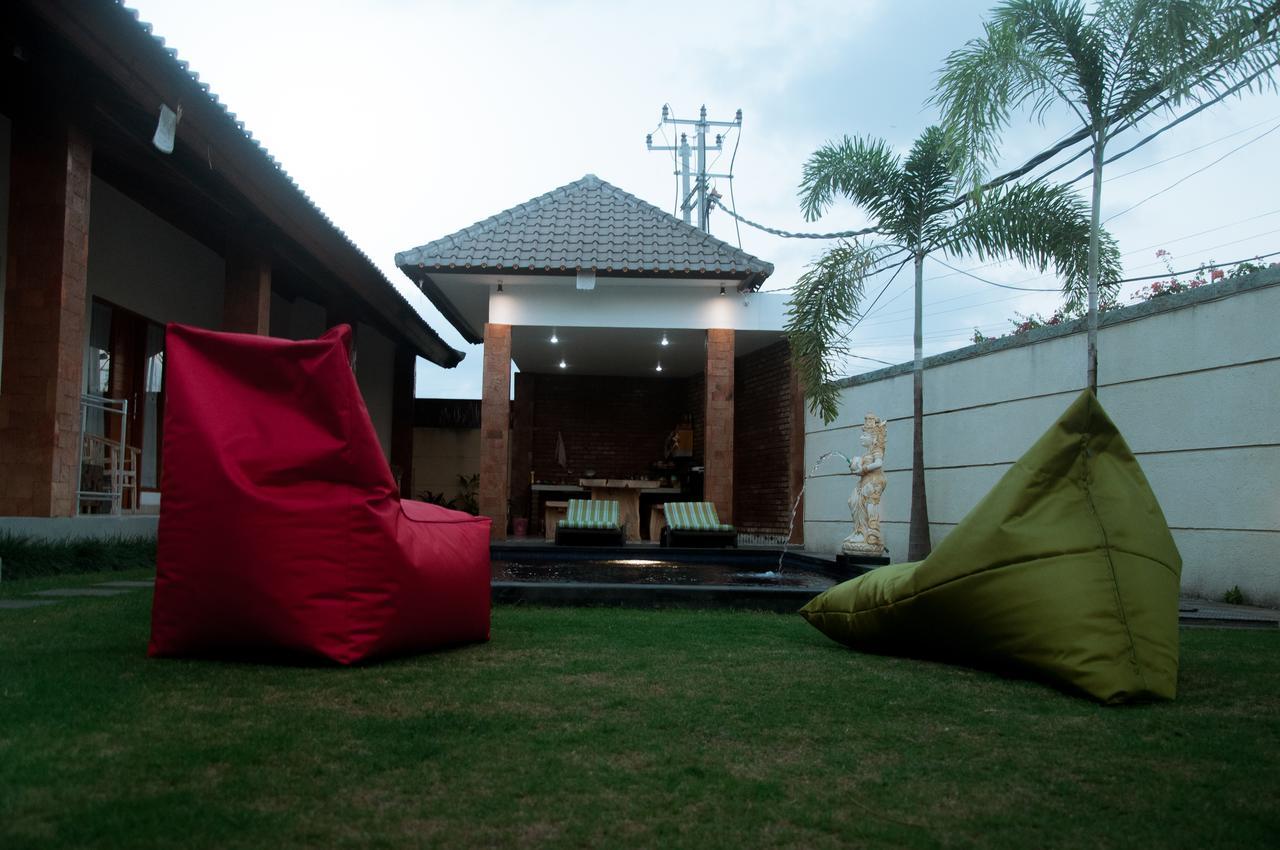 Aghasvina Guest House Canggu Exteriör bild