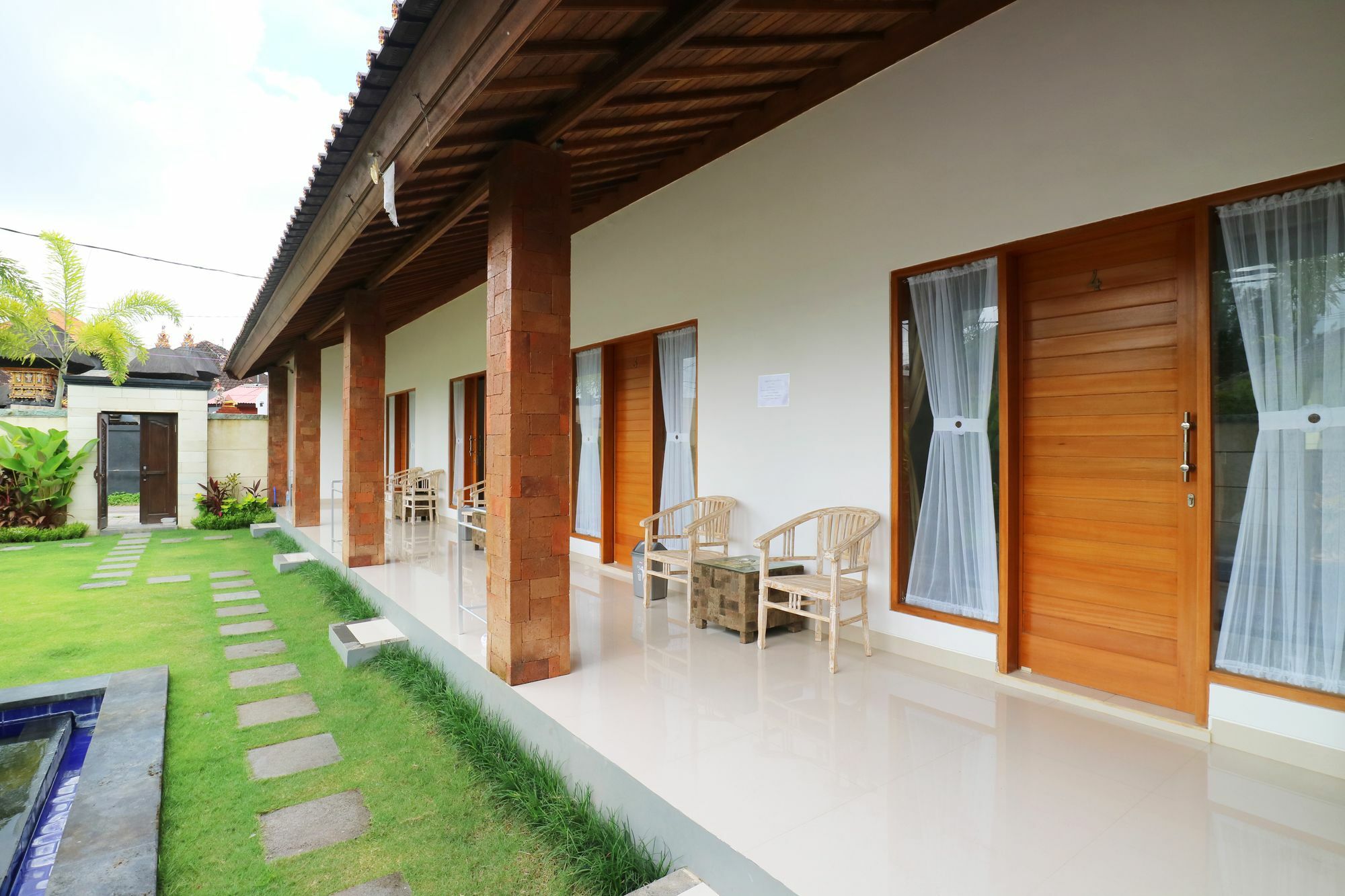 Aghasvina Guest House Canggu Exteriör bild